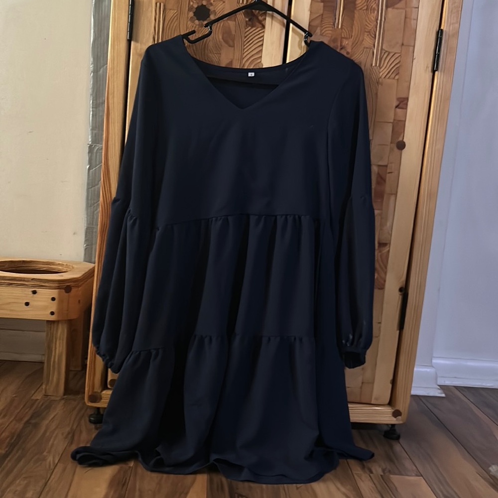 Small navy dress
